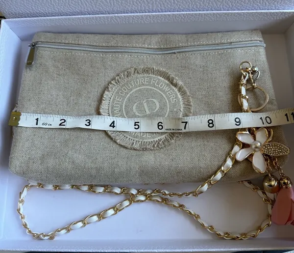 Dior Cosmetics Bag Convert To Cross Bag - Image 3