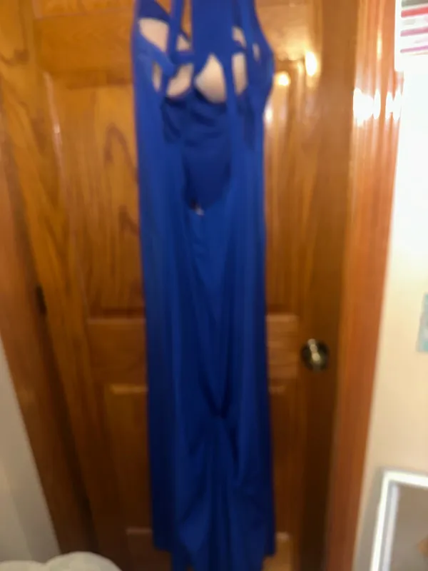 Prom dress royal blue with a train - Image 2