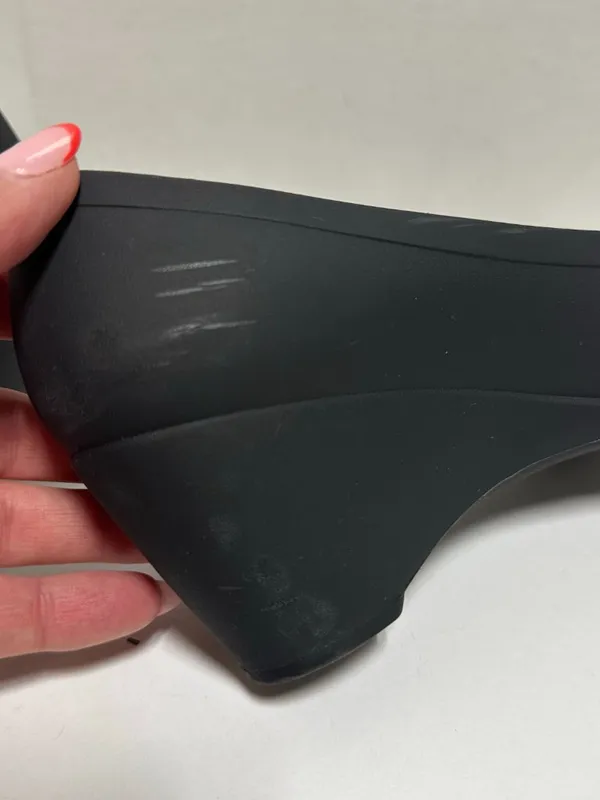 Crocs Lina Wedge Pump - Image 9