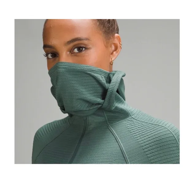Lululemon‎ Venscape Hooded Balaclava Long Sleeve Quarter Zip Medium Forest 4 - Image 3
