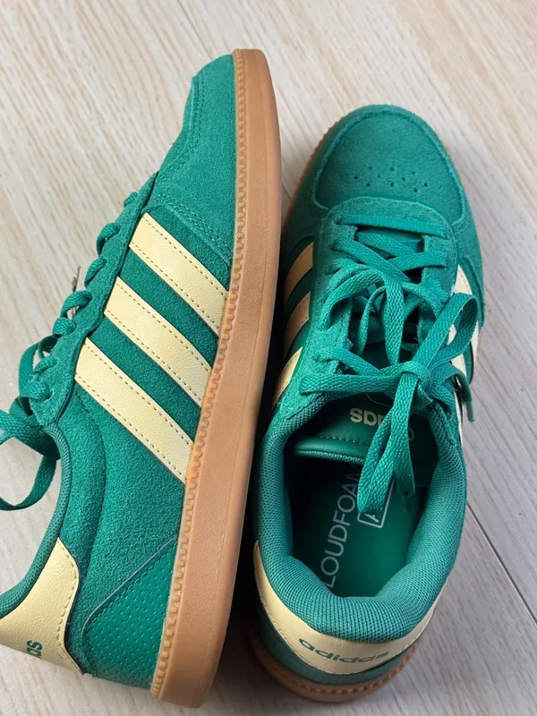 Adidas Women's Green Breaknet Sleek Low Profile Sneakers Sz 6 New in Box - Image 8