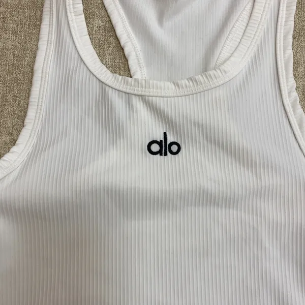 Alo White Ribbed Racerback Cropped Sports Tank - Image 3
