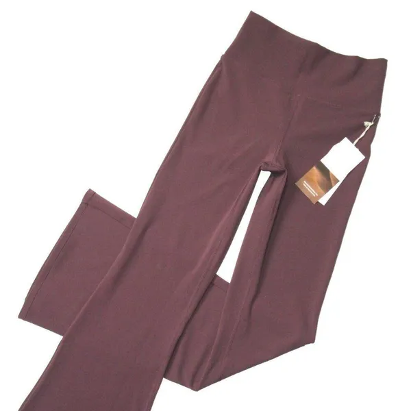 NWT Vuori VW4043 Studio Flare in Chestnut BreathInterlock Pants XS - Image 2