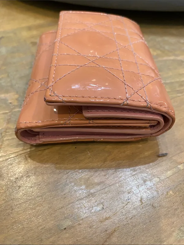 Christian Dior Lady Dior Lotus Quilted Patent Leather Cannage Wallet in Peachy Pink - Image 8