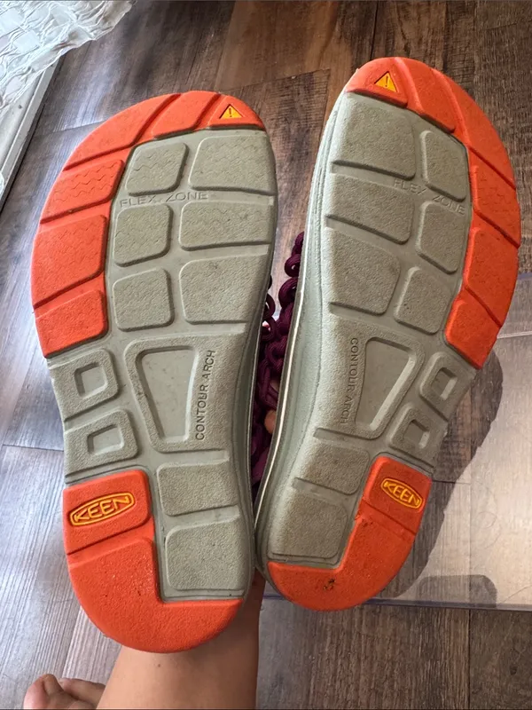 Keen Woven Sport Sandals in Pink and Orange - Image 7