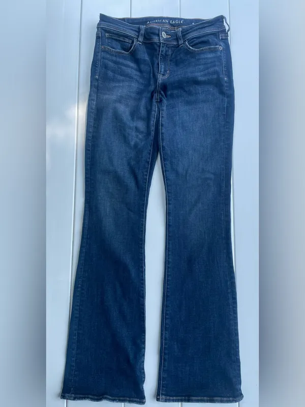 American Eagle Kick Boot Jean, Size 8 Long, EUC - Image 4