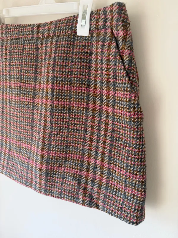 Forever 21 Tweed Plaid Skirt Grey Pink - Image 2