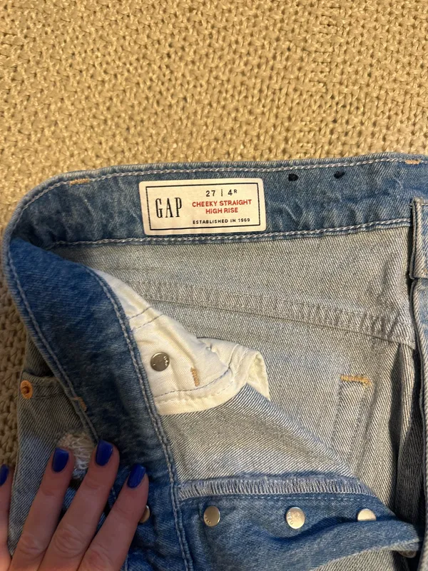 Gap Jeans - Image 3