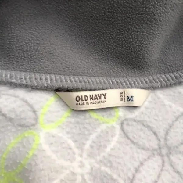 Old Navy Fleece Jacket.  Size Medium. - Image 2