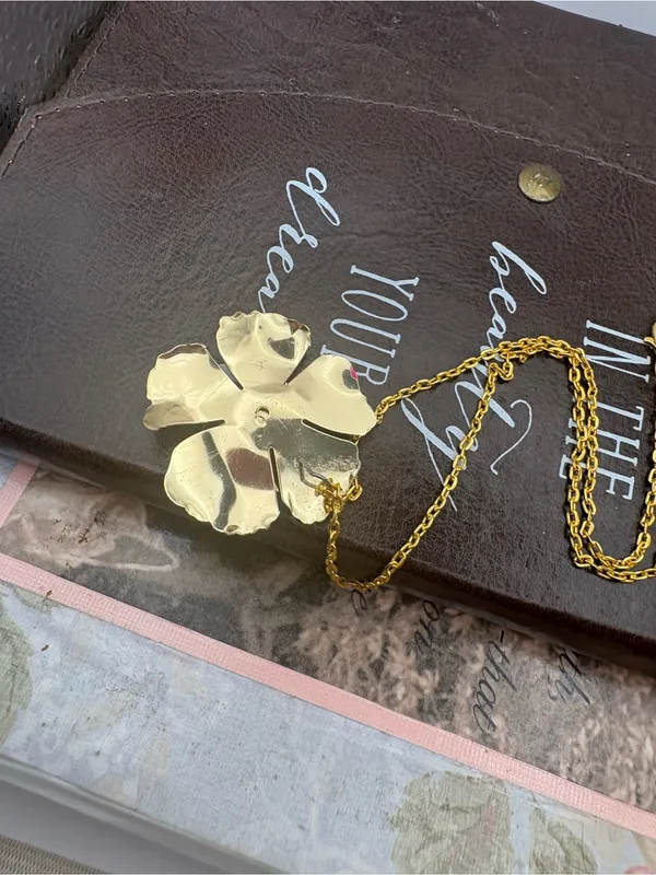Handmade Pink Enamel Flower Necklace Gold Tone Vintage Y2K Pendant 18” - Image 5