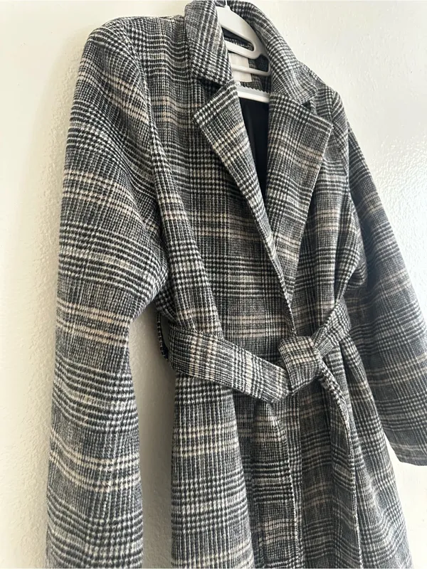 a new day Gray Plaid Belted Coat - Image 4