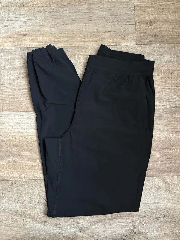 NWOT Lululemon Adapted State High-Rise Jogger Short 28” Sz 6 - Image 6