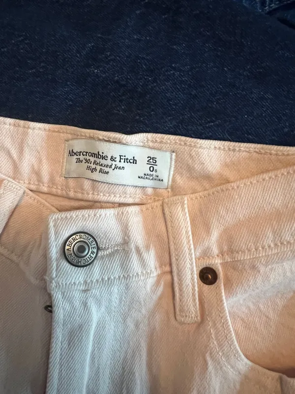 Abercrombie 90s Relaxed Jeans - Image 3
