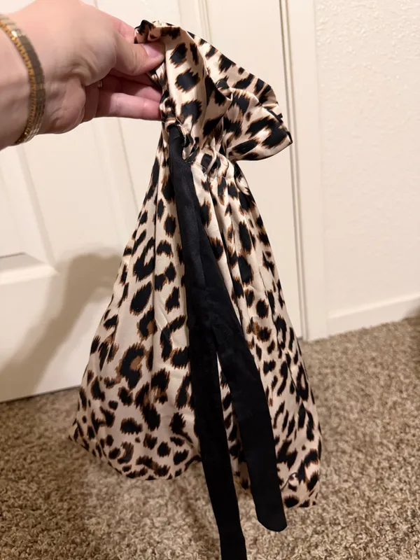 Victorias Secret slippers - Image 6