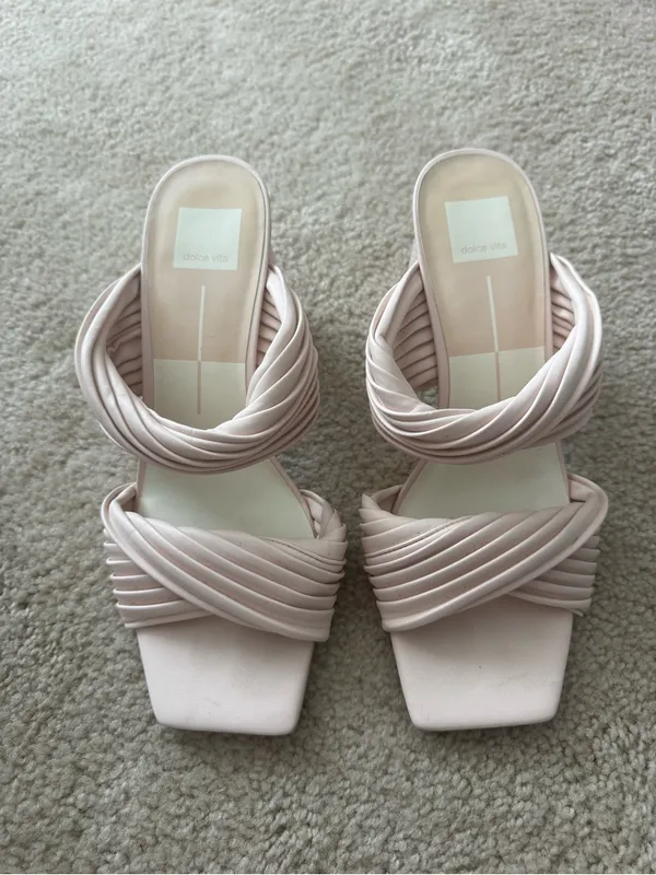 Dolce Vita Pilton Block Heel Sandal - Image 2