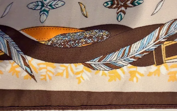VINTAGE | Classic, square scarf Multiple - Image 12