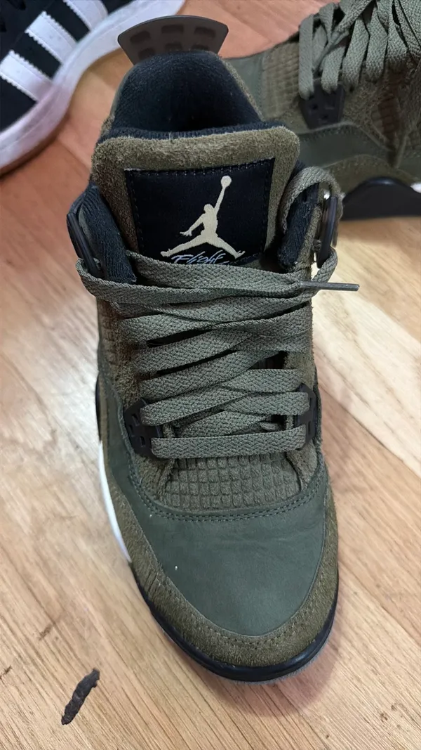 Air Jordan 4 Retro - Image 11