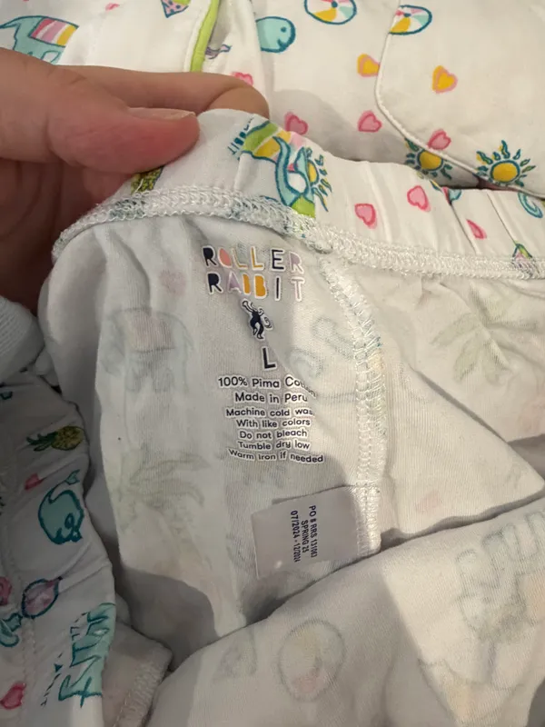 roller rabbit pjs Size L - Image 2