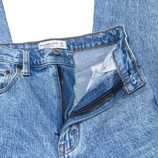 Abercrombie & Fitch 90s Ultra High Rise Straight Jeans Medium Wash Denim 25 / 0 - Image 5