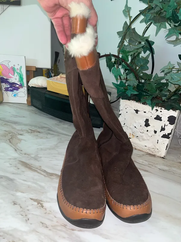The North Face Women boots size 9.5 - Image 4