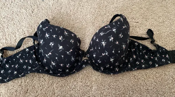 Victoria's Secret Bra / Bralette - Image 2