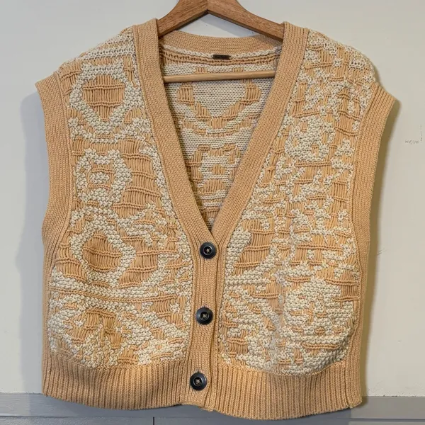 Free People Beige and Cream Knit Vest Geometric Pattern Sweater - Image 3