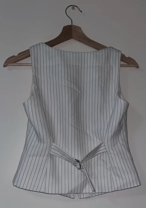 Abercrombie Pinstripe Vest Top - Image 4