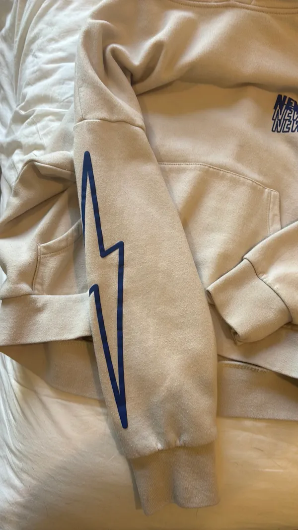 Starfit Boutique Lightning Bolt Sweatshirt White - Image 4