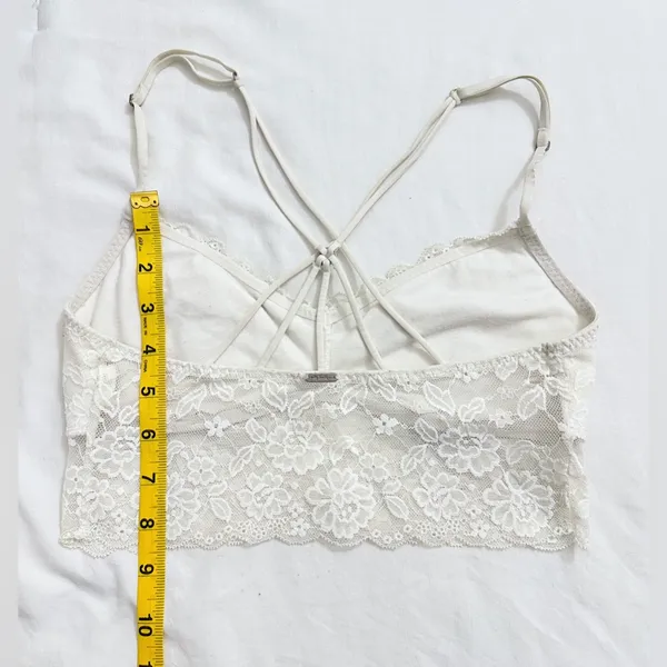Gilly Hicks by Hollister Strappy Back Longline Bralette - White - S - Image 6