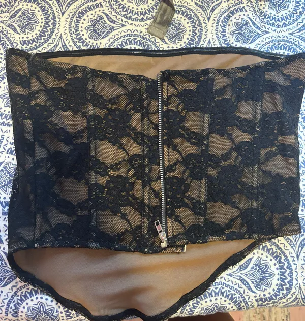 White Fox Corset Top Size M - Image 2