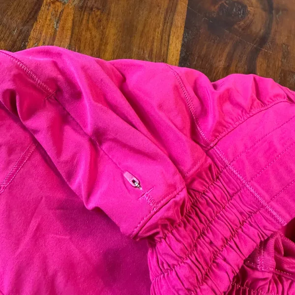 Lululemon Hotty Hot High-Rise Lined Shorts 2.5 Pink Size 2 - Image 7