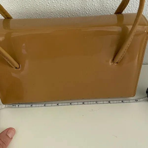 Vintage (1960's/70's) patent-leather Tan purse 10” X 3” ( See Photos) - Image 3