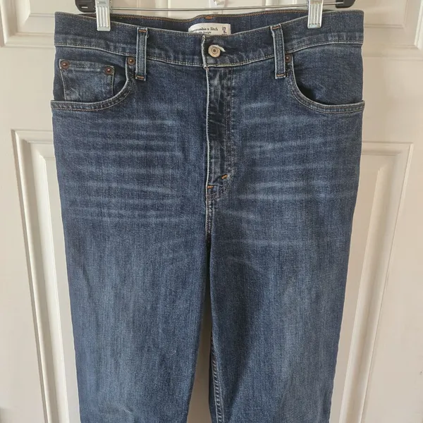 Abercrombie & Fitch 90s Straight Ultra High Rise Women Size 29 /8R Y2K Denim - Image 3