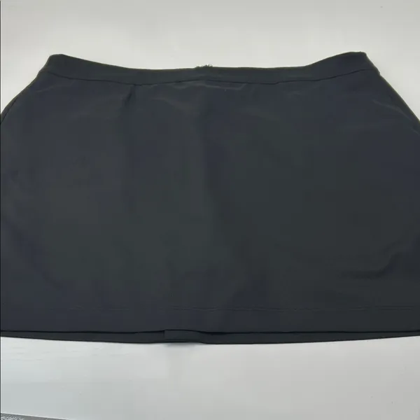 Classic Black Women's Skirt Size L - Image 6