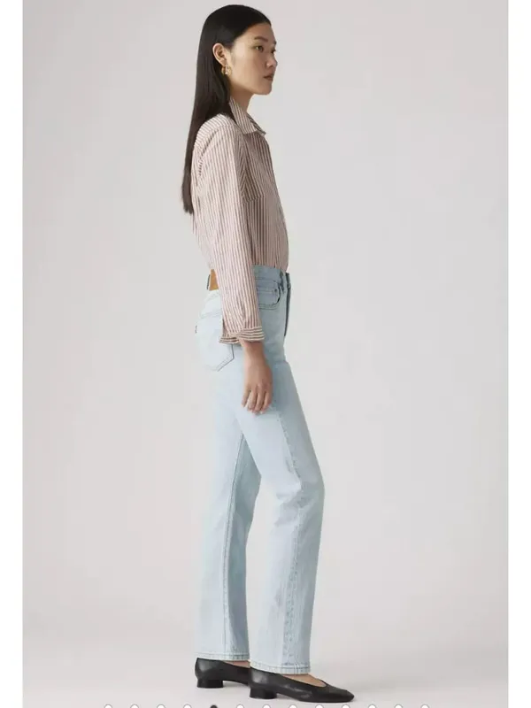 Levi's 27x32 Premium 501 Original Fit Women's Jeans Wow Me Over Light Wash - Image 3
