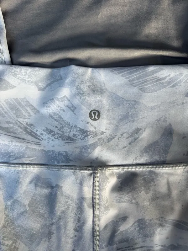 Lululemon Leggings 25" - Image 3