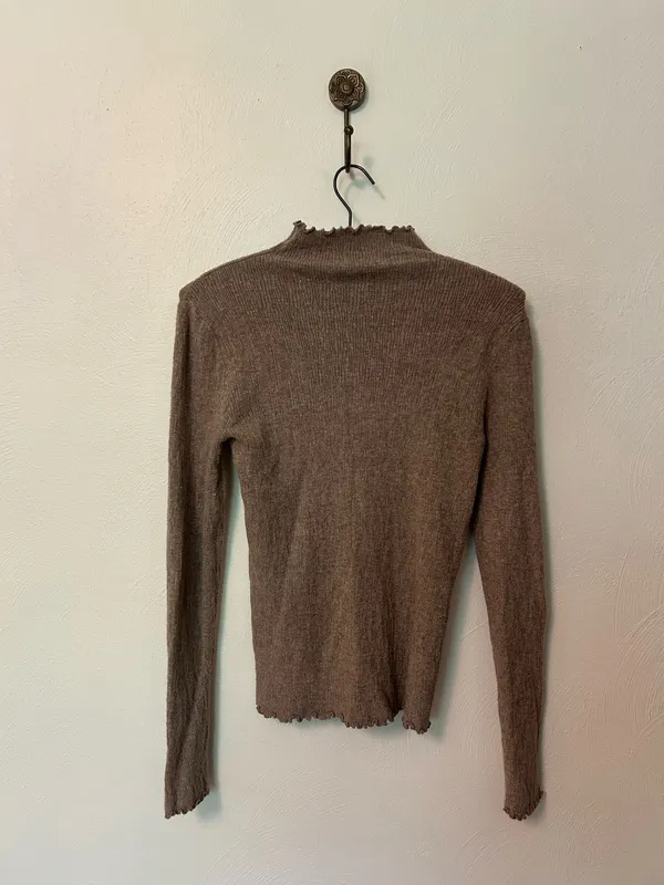 Mystree Boutique Long Sleeve Brown Sweater w/ Lettuce Hems - Image 2