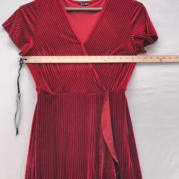 Velvet Wrap‎ Dress Red Large - Image 9