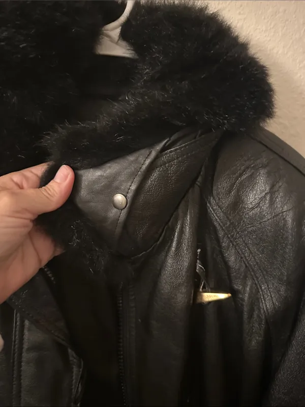 Vintage Black Leather Bomber Jacket with possum fur collar size medium - Image 2