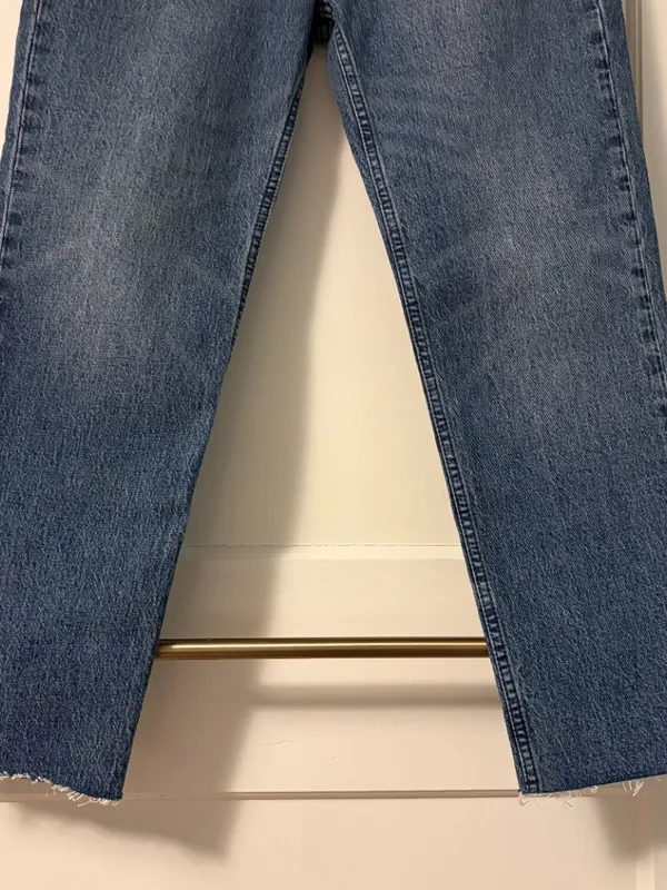 Gap jeans cheeky straight sky high raw hem size 28 / 6 NWT medium wash denim - Image 7