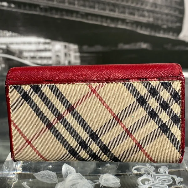 Authentic Rare Burberry Red Leather Nova Check Key Case - Image 5