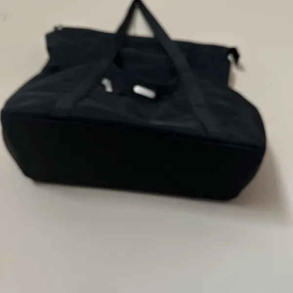 Baggallini Black Nylon Multi-Pocket Tote Bag / Travel Carryall Shoulder Bag - Image 3