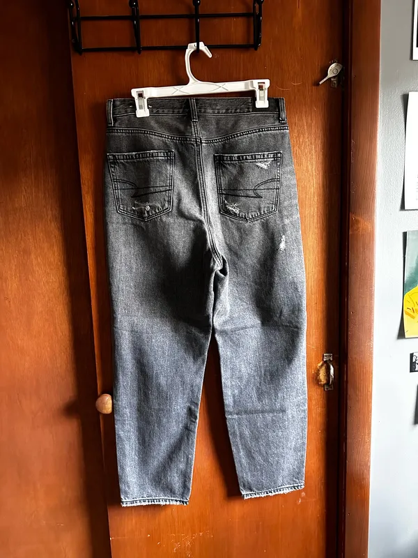 American Eagle Jeans Mom - Image 2