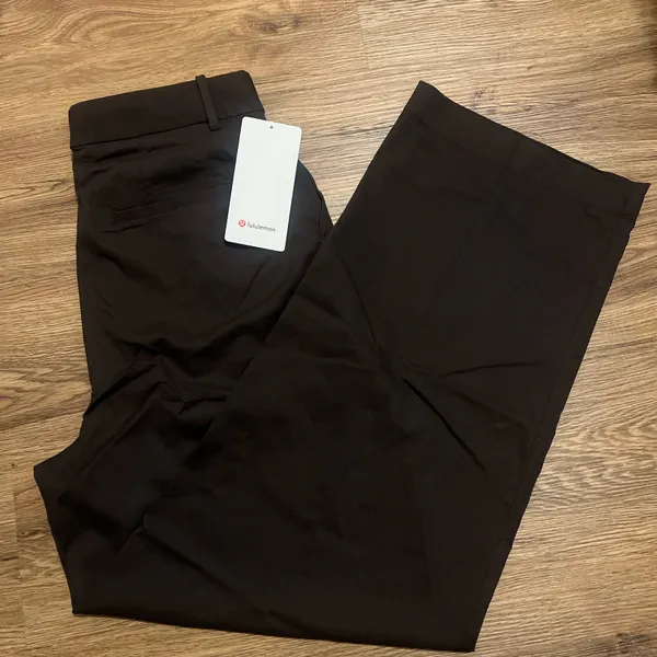 Pleat-Front High Rise Trouser *Regular - Image 3