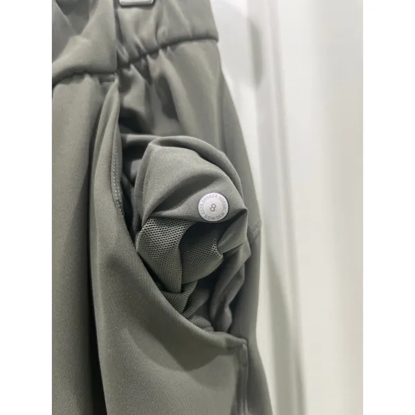 Lululemon Keep Moving Pant in Grey Sage Sz 8 - Image 8