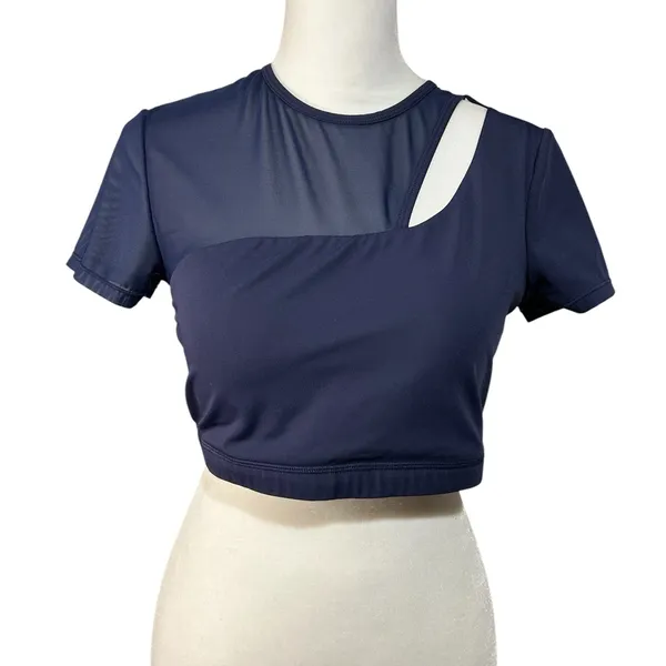Halara Active Workout Crop Top size Medium - Image 2