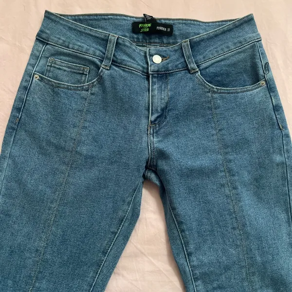 COPY - Forever 21 star flared jeans - Image 5