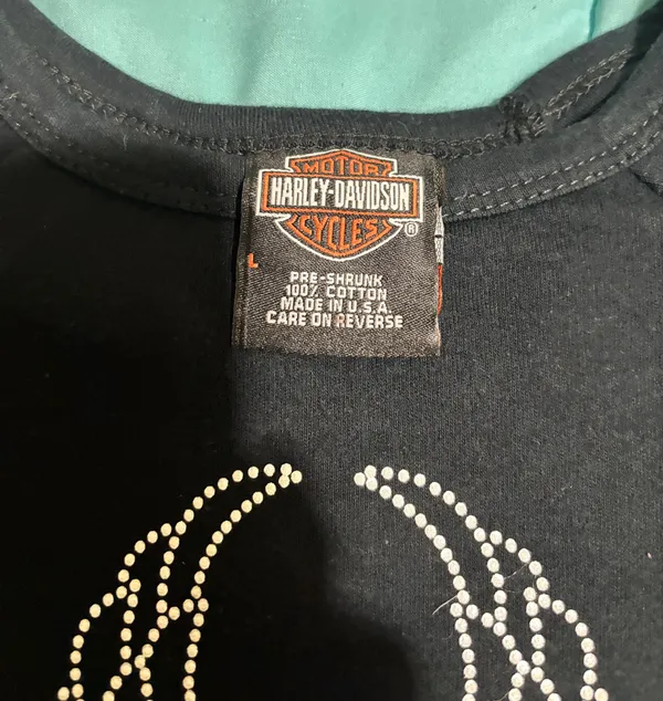 Harley-Davidson Black Tee with Gold & Silver Rhinestone Heart Wings medium - Image 3