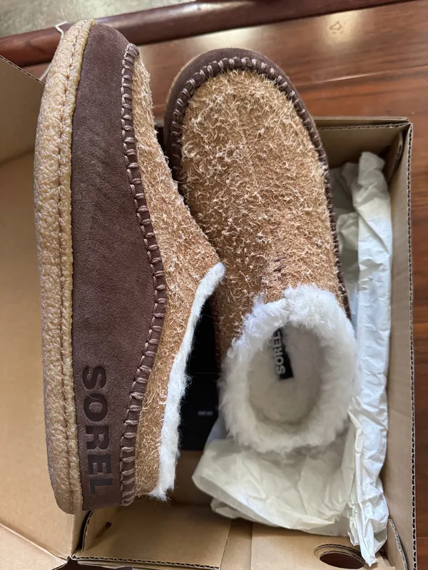 Sorel shoes size 9 men - Image 3