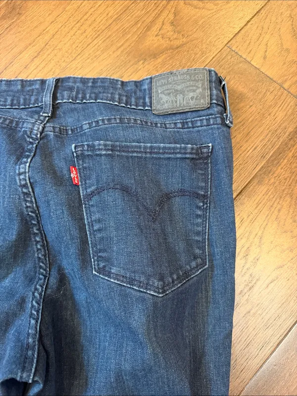 Levi’s 711 Skinny Mid Rise Jeans | Dark Wash Blue | Size 32 - C73-022 - Image 7